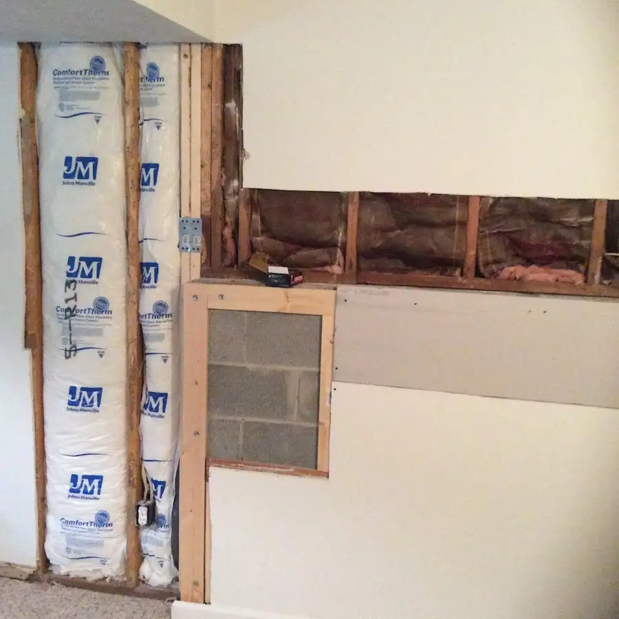 Wall insulation replacement during Structural Drying in Glasgow